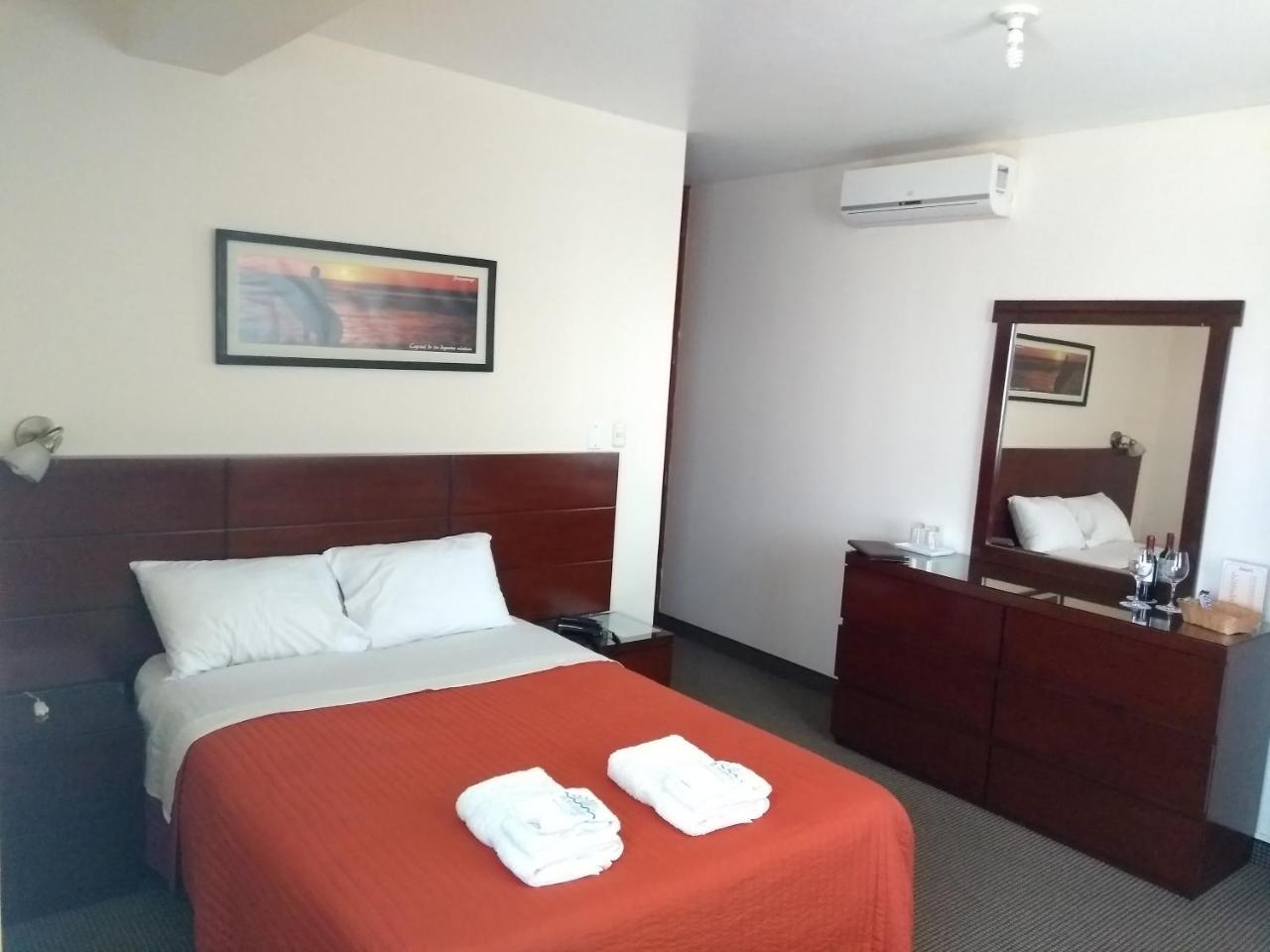 El Puerto Hotel Пакасмайо Екстериор снимка
