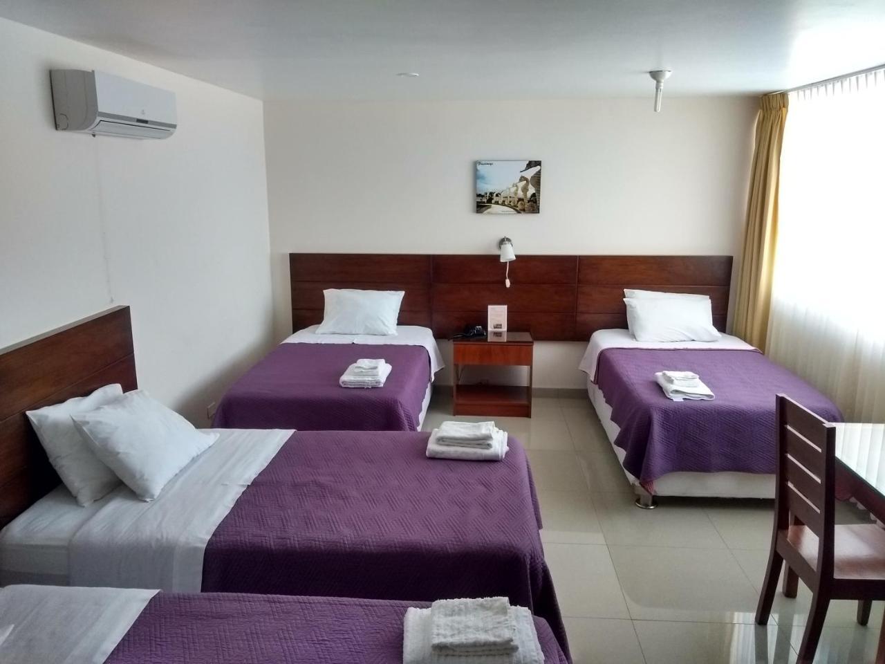 El Puerto Hotel Пакасмайо Екстериор снимка