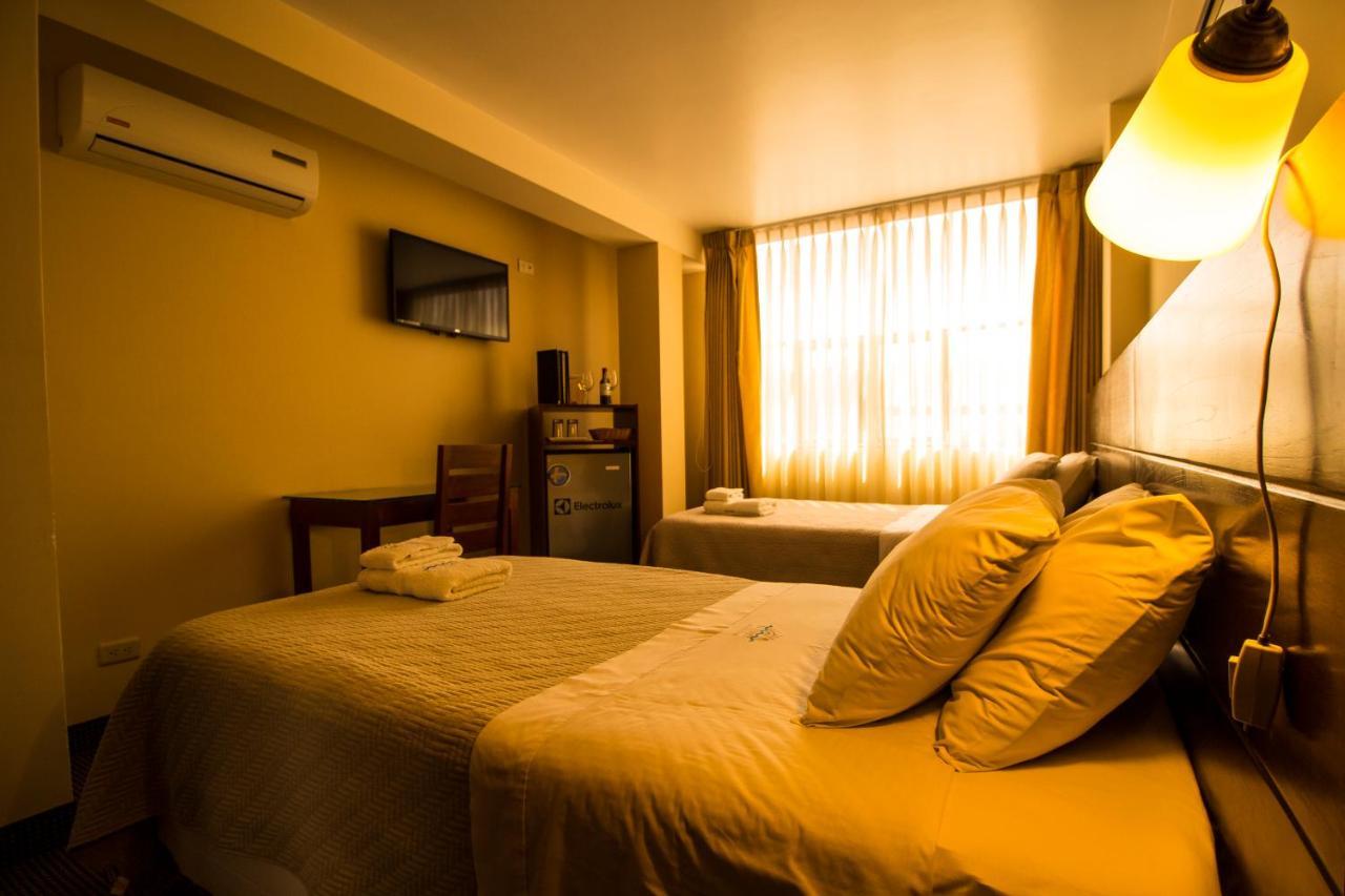 El Puerto Hotel Пакасмайо Екстериор снимка